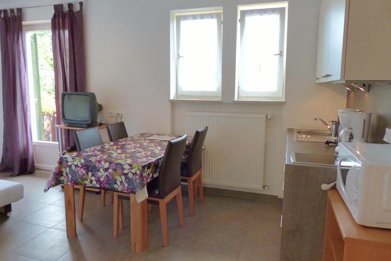Residence Liesy Тесимо Екстериор снимка